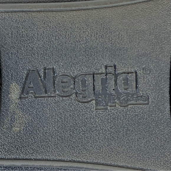 Alegria Women's Karmen Glitz Gold Faux Snakeskin Leather Sandals - Size 39/9 US - Picture 13 of 14